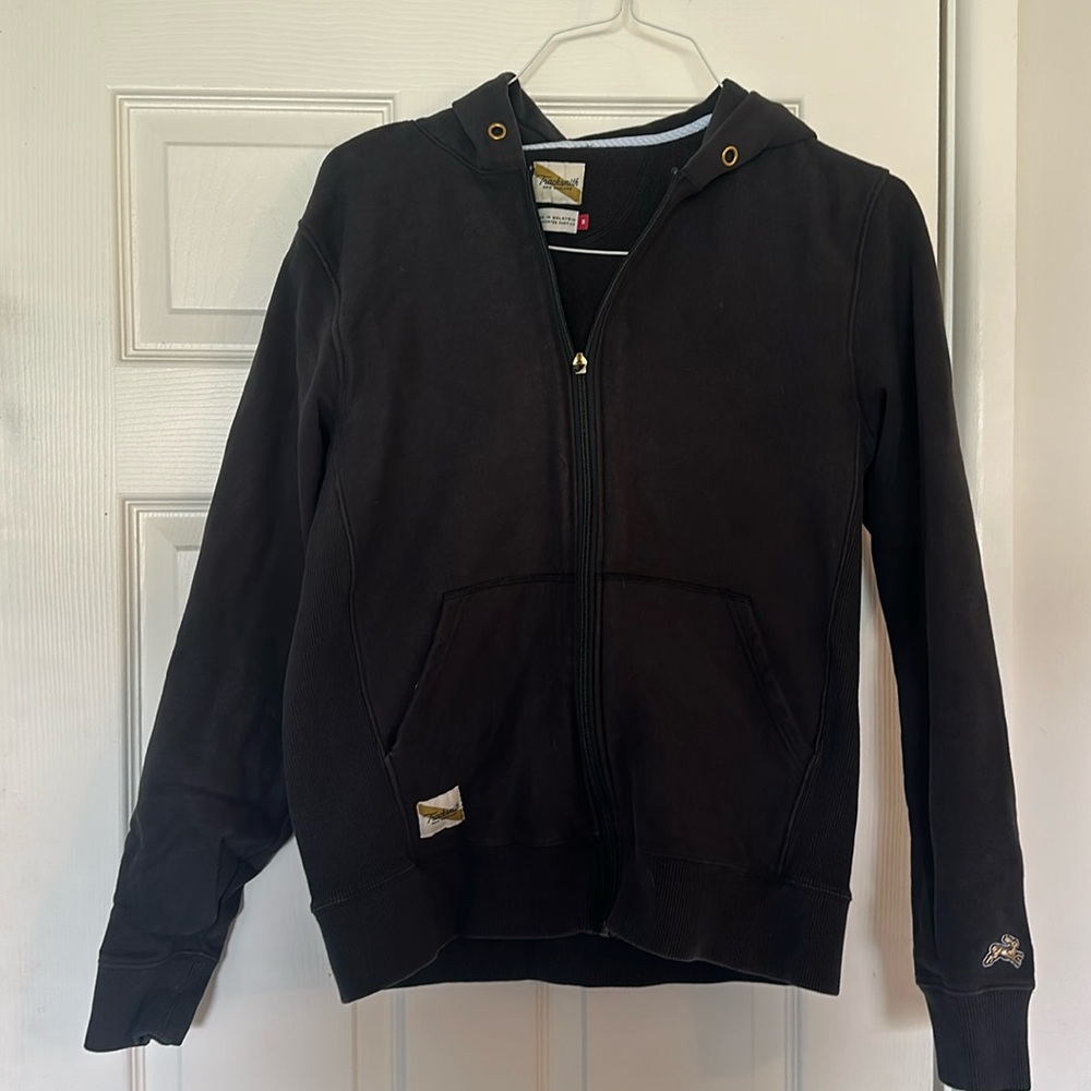 Tracksmith black Hoodie.
